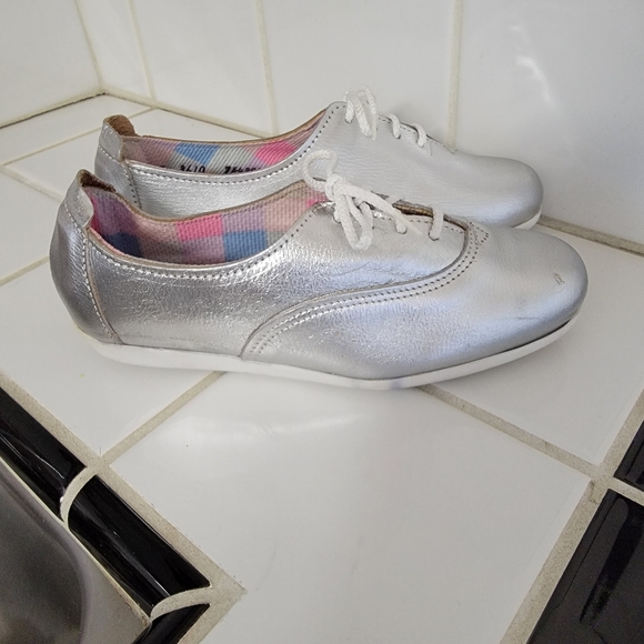 Cute Easy Times Silver Shoes - Picture 8 of 13